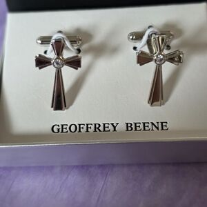 Geoffrey Beene Chrome Cross w/ clear Crystal Design Cufflinks